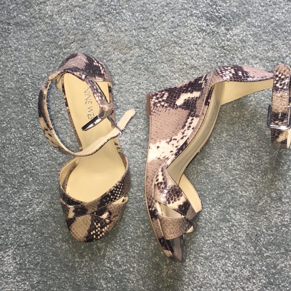 Python wedges